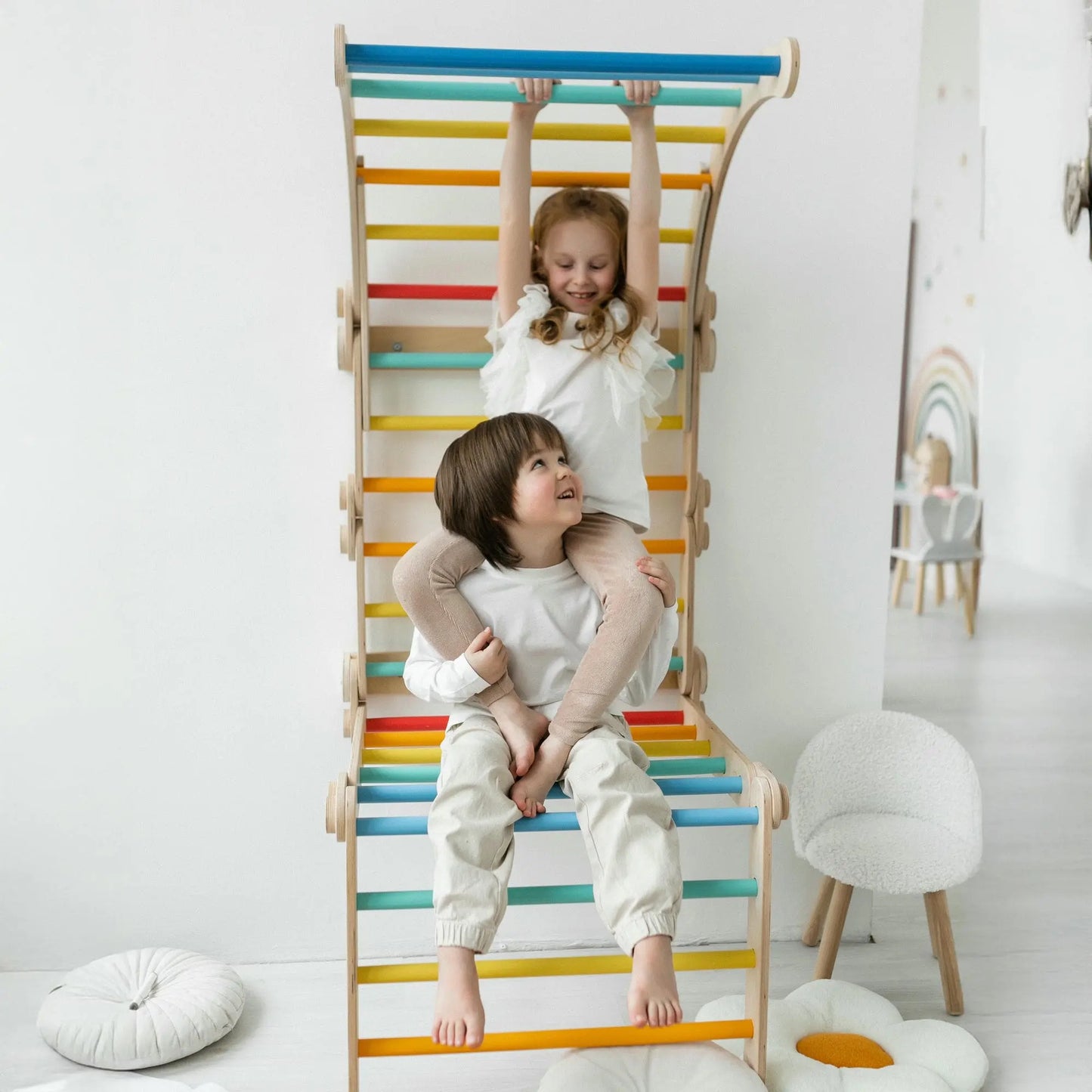 Grand ensemble d’escalade inclinable (mur suédois) BusyKids Europe s.r.o.