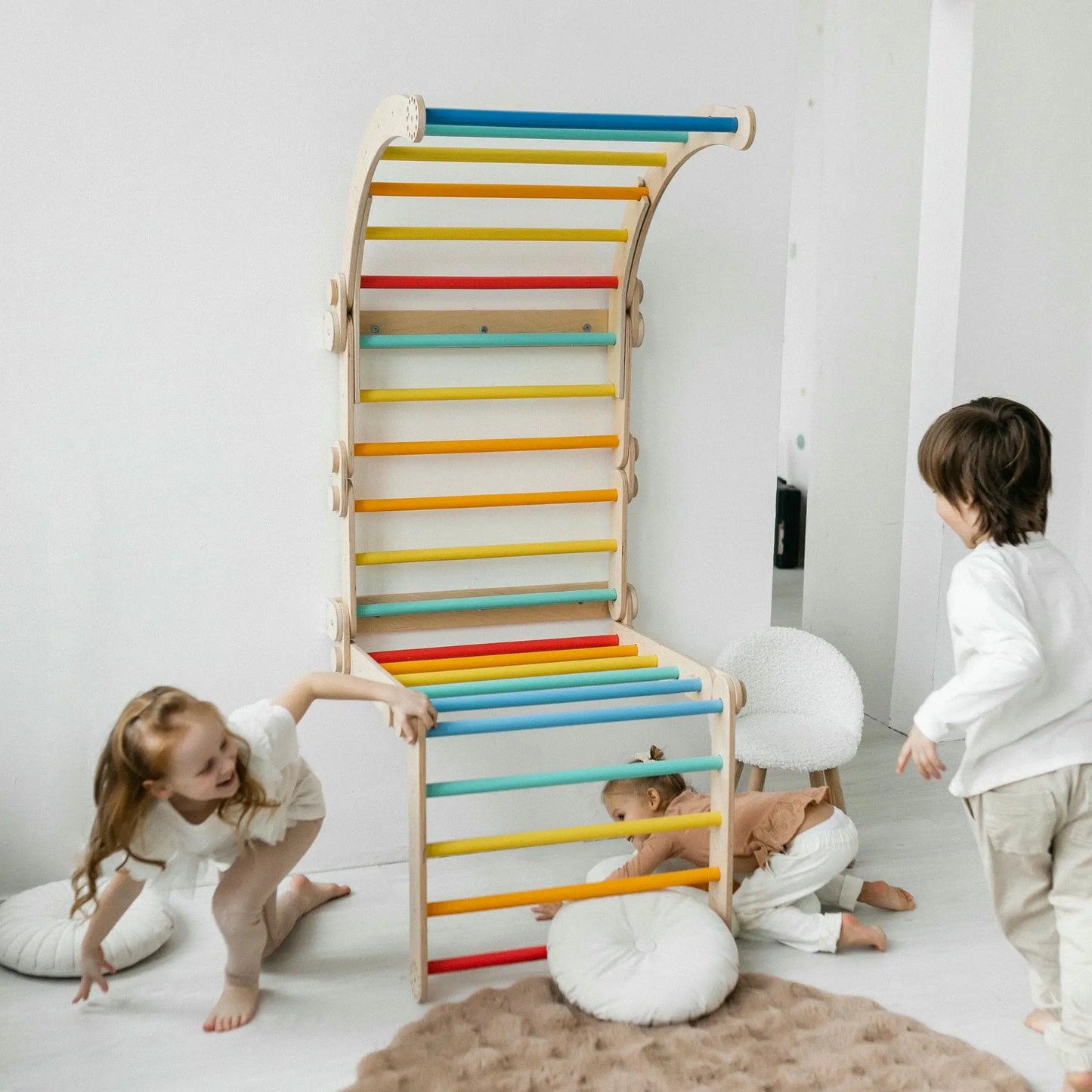Grand ensemble d’escalade inclinable (mur suédois) BusyKids Europe s.r.o.