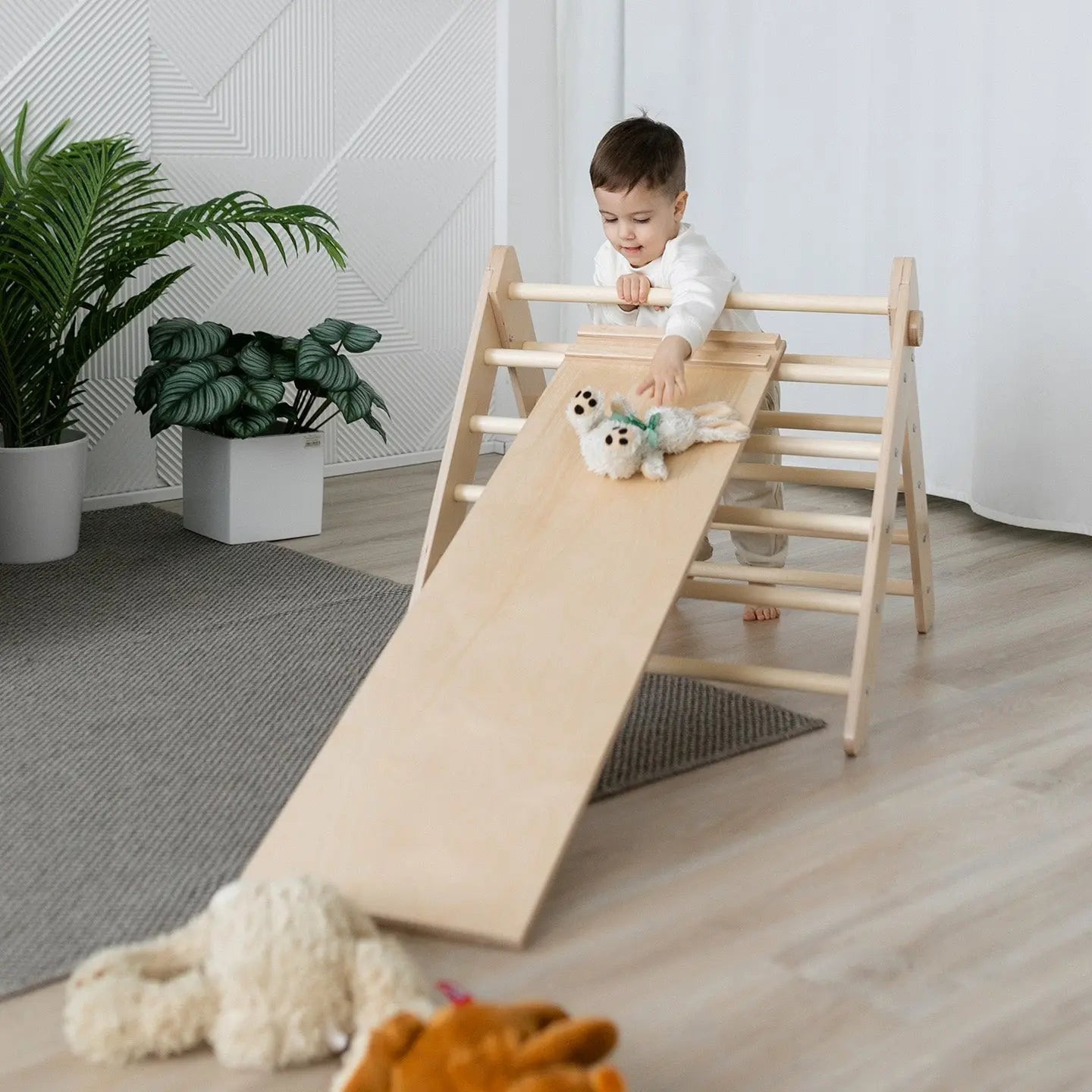 Ensemble - Triangle de Pikler et un grand toboggan à double face BusyKids Europe s.r.o.