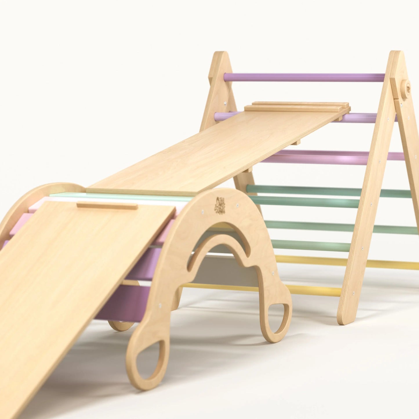 Ensemble (grand) - Triangle de Pikler + 2 planches à double face + bascule d’équilibre BusyKids Europe s.r.o.