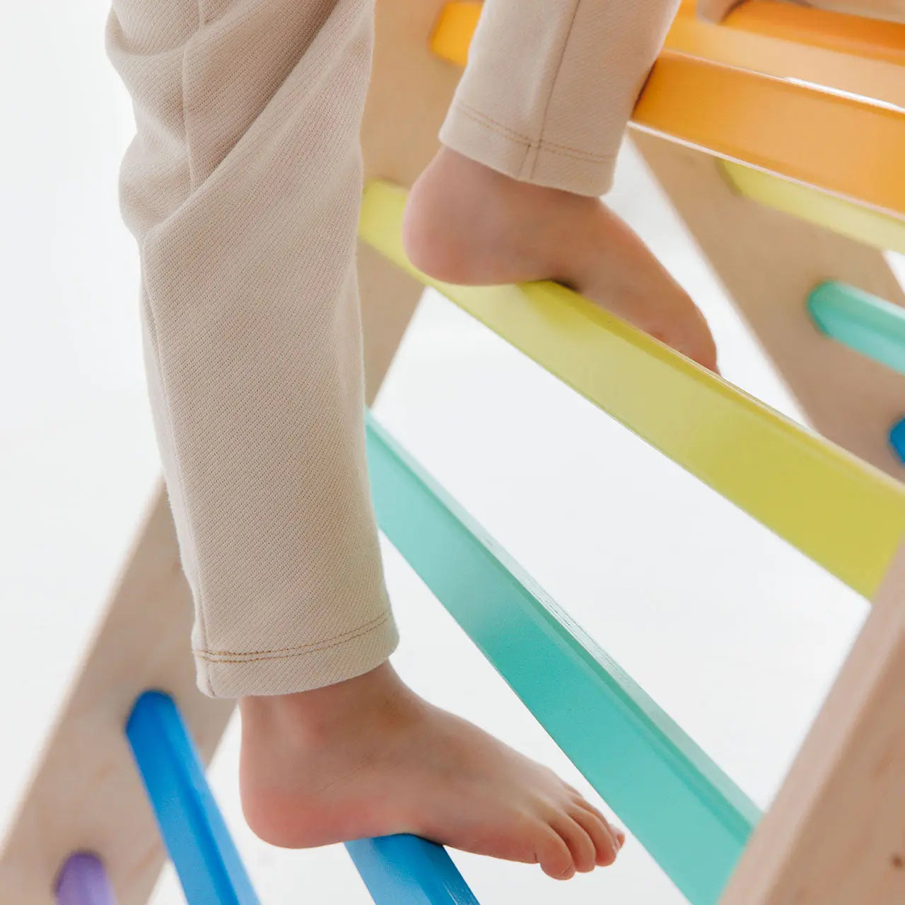 Triangle de Pikler BusyKids Europe s.r.o.