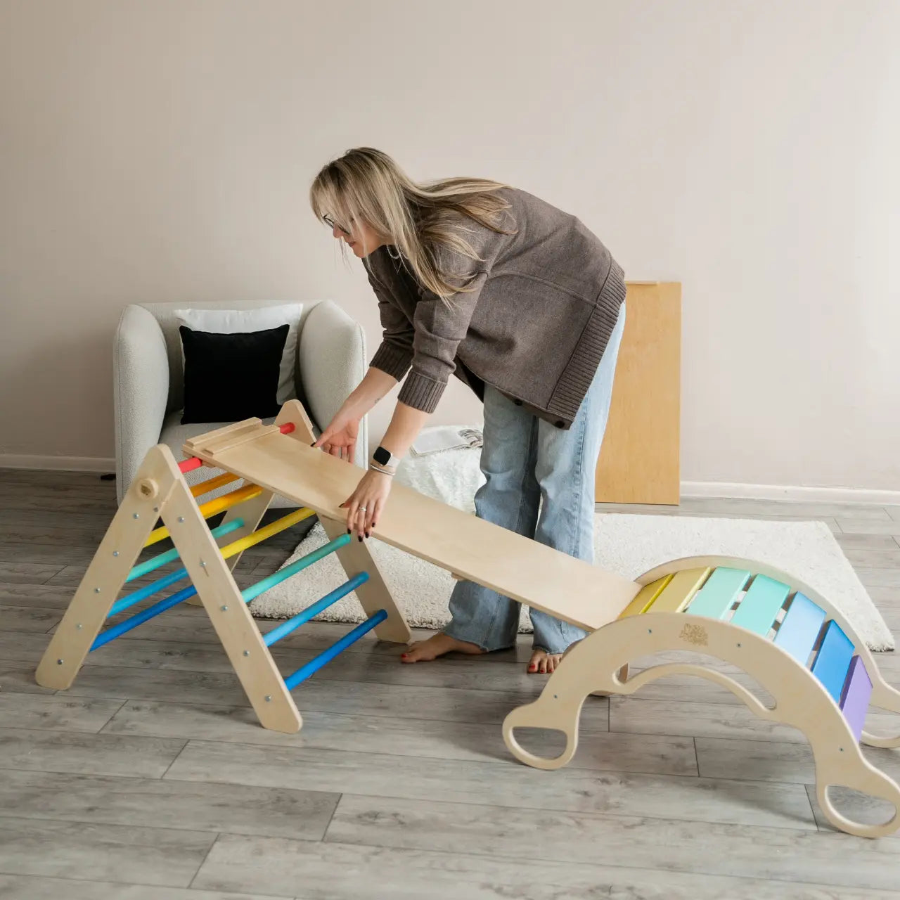 Ensemble - Triangle de Pikler + un grand toboggan à double face + bascule d’équilibre BusyKids Europe s.r.o.