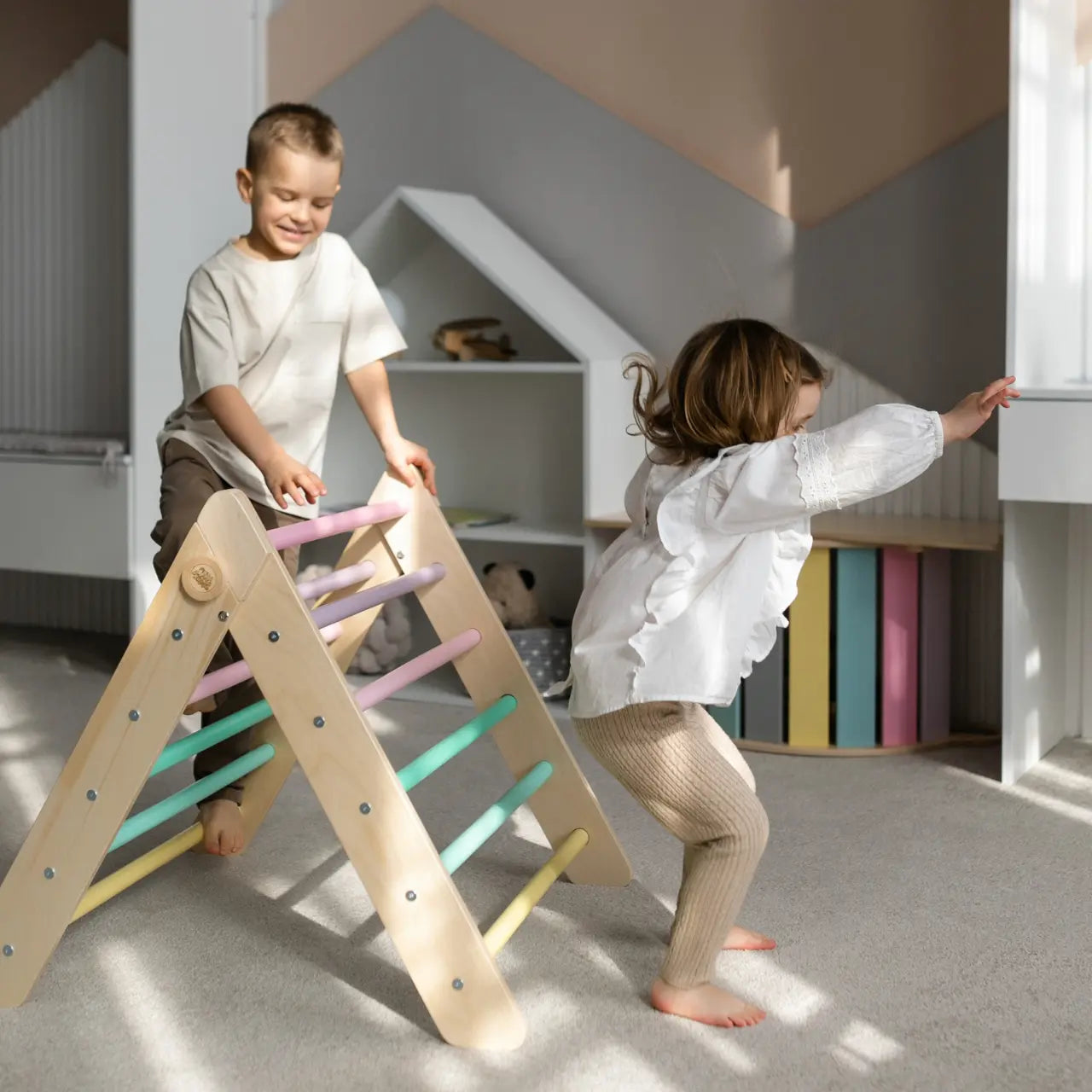 Triangle de Pikler BusyKids Europe s.r.o.