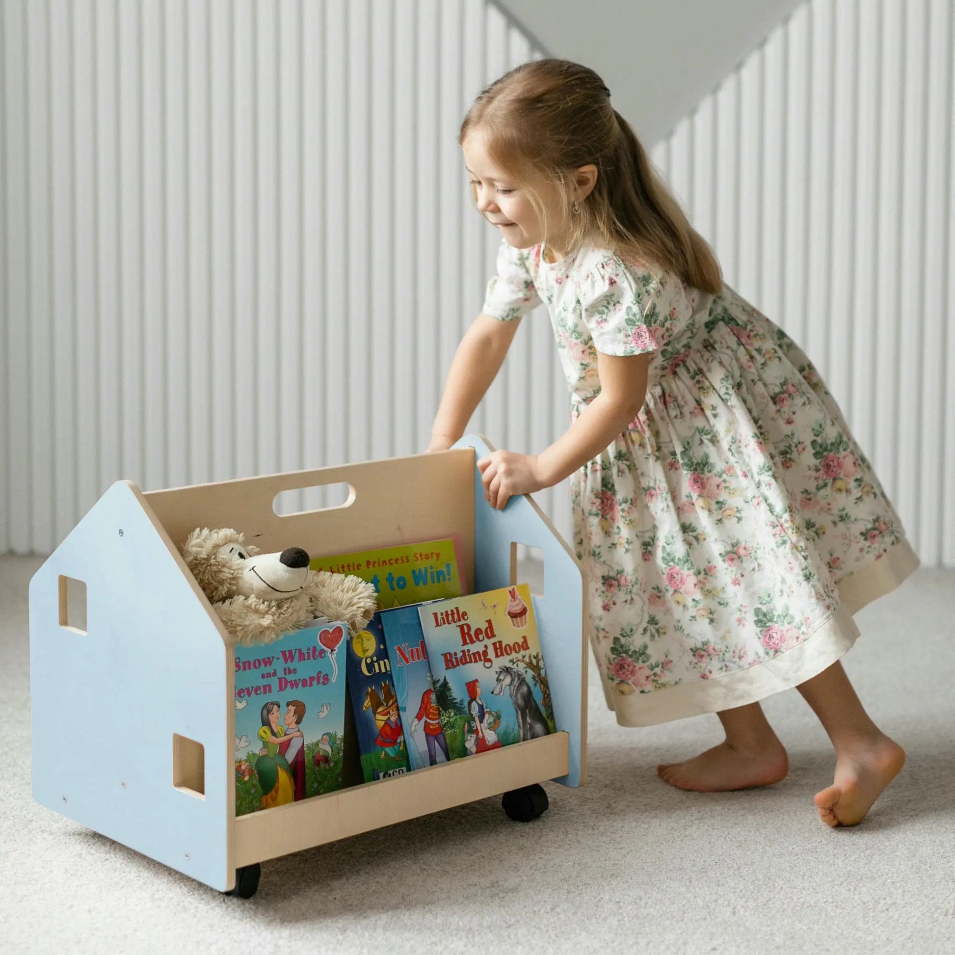 Bibliothèque enfant double-face sur roulettes - Couleur bleu clair BusyKids Europe s.r.o.