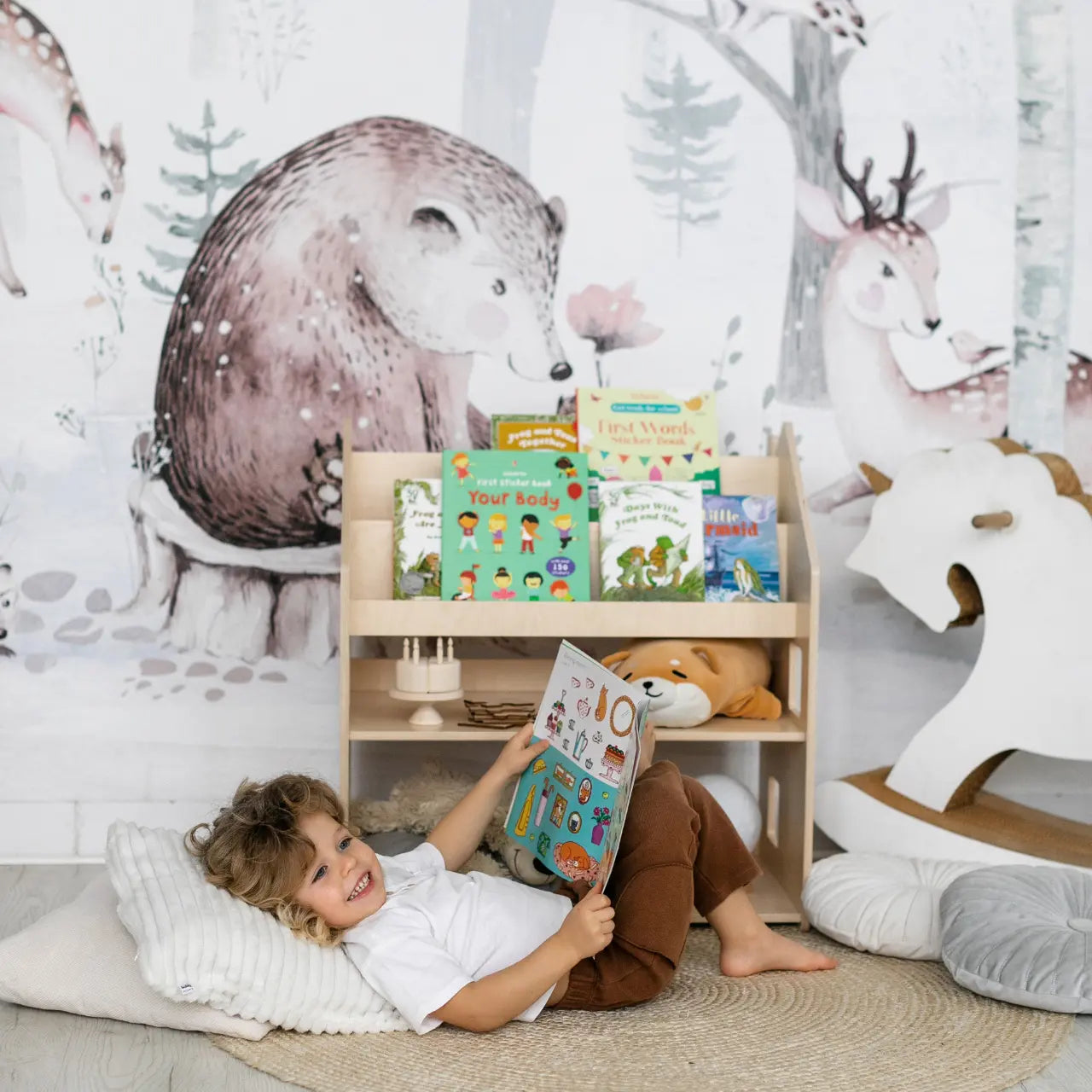 Étagère Montessori 2 en 1 polyvalente BusyKids Europe s.r.o.