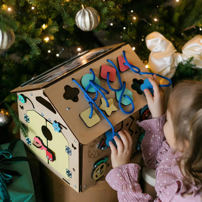 Busy board Maisonnette éducative en bois Mini BusyKids Europe s.r.o.