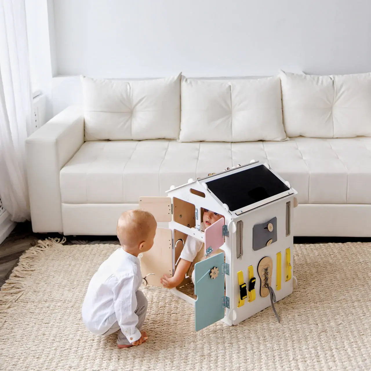 Busy board Maisonnette éducative en bois - blanche BusyKids Europe s.r.o.