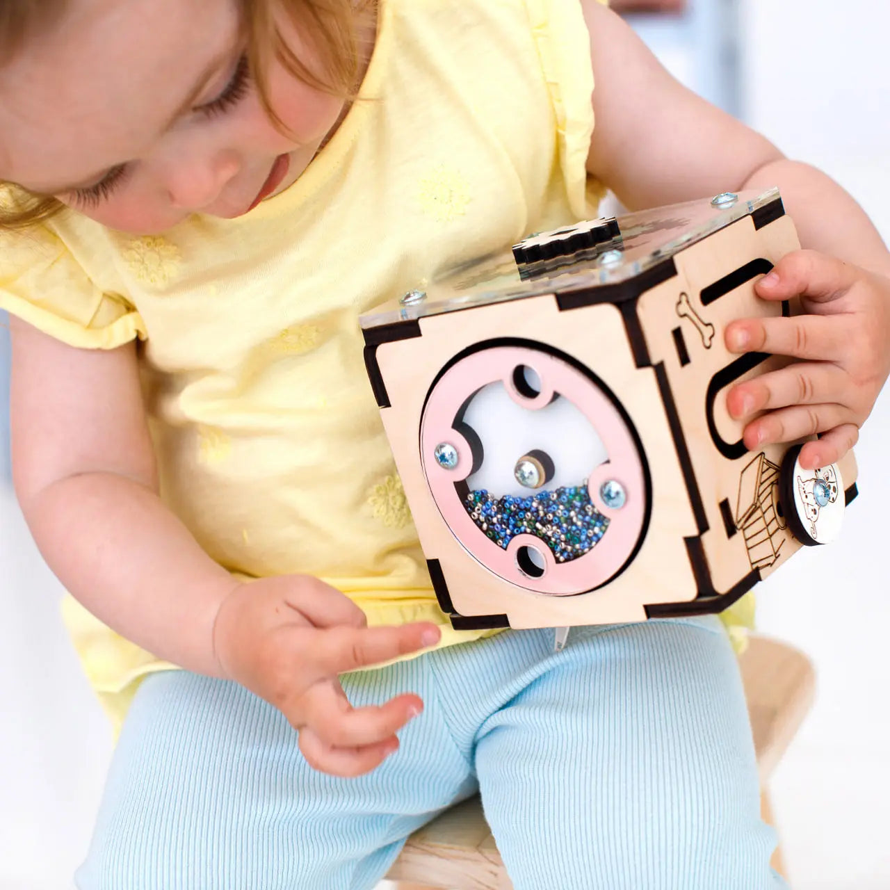 Cube d'activités BusyKids Europe s.r.o.