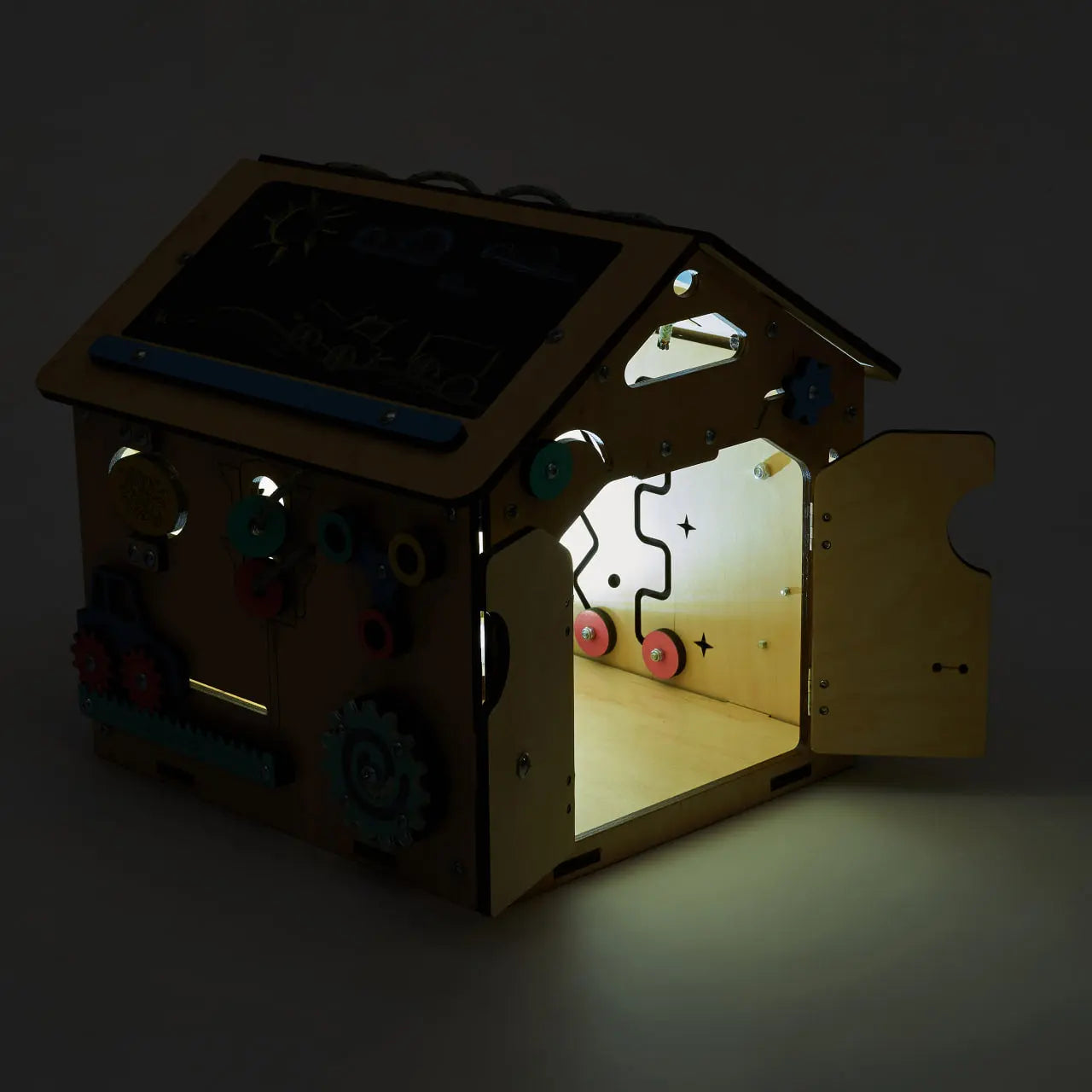 Busy board Maisonnette éducative en bois Mini BusyKids Europe s.r.o.